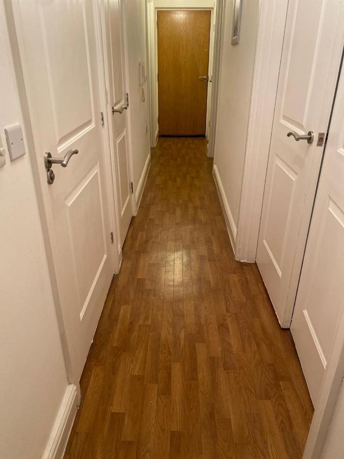 Streatham High Street Apartment London Exterior photo